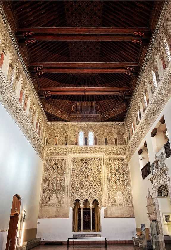 La Sinagoga del Tránsito en el Barrio Judío, uno de los más importantes lugares que ver en Toledo
